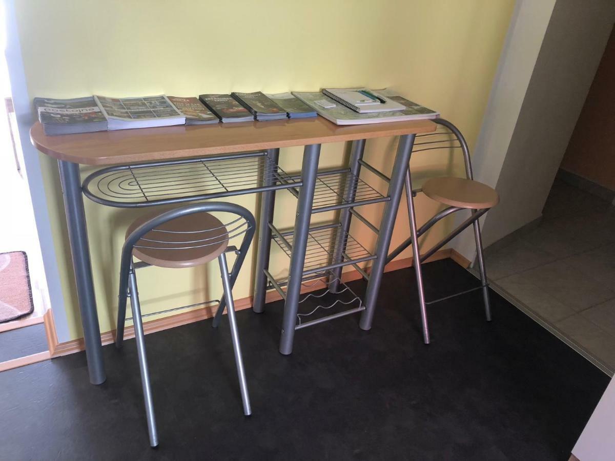 Apartma Mahnic Postojna Eksteriør bilde