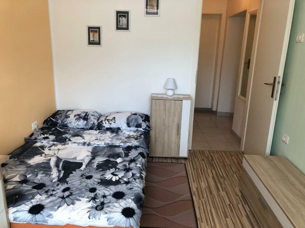 Apartma Mahnic Postojna Eksteriør bilde